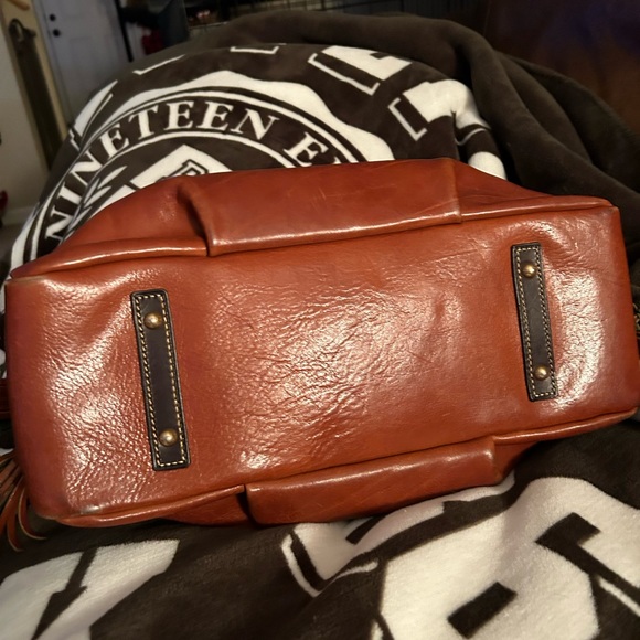 Dooney & Bourke Stanwich Satchel ♥️ ♥️ - Picture 4 of 10